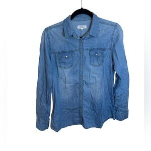 Cest Toi Lightweight Chambray Snap Front Western Blouse